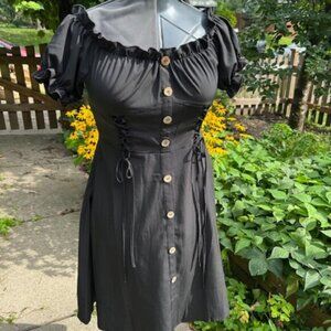 Cute Gothic Peasant Dress Size L - NWT!